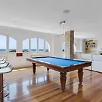 Penthouse Oasis With Private Pool