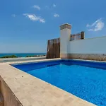 Penthouse Oasis With Private Pool