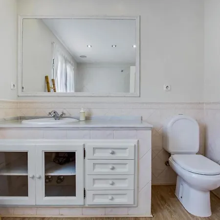 Penthouse Oasis With Private Pool