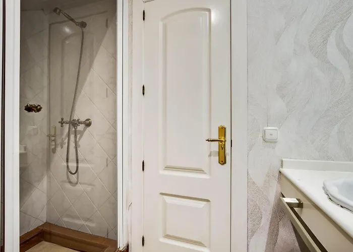 Penthouse Oasis With Private Pool *