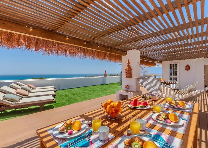 Lägenhet Penthouse Oasis With Private Pool Torremolinos