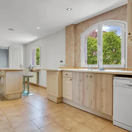 Penthouse Oasis With Private Pool Lägenhet *