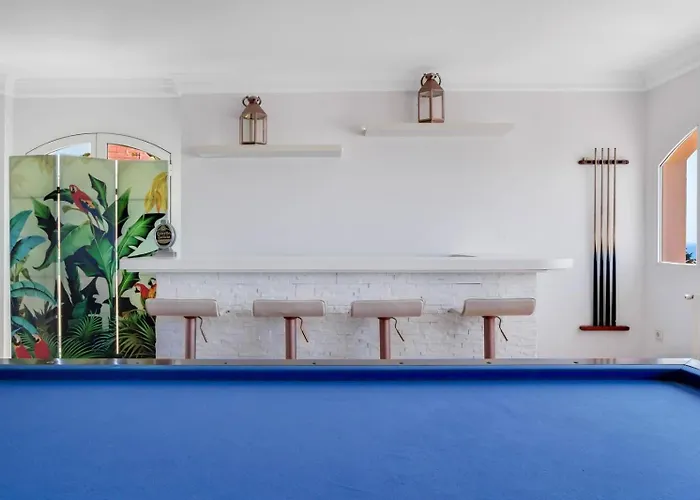 Penthouse Oasis With Private Pool Torremolinos