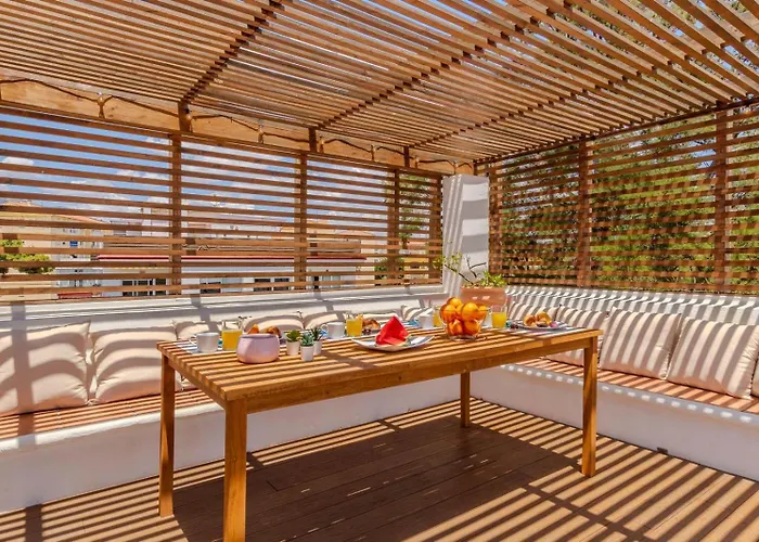 Penthouse Oasis With Private Pool